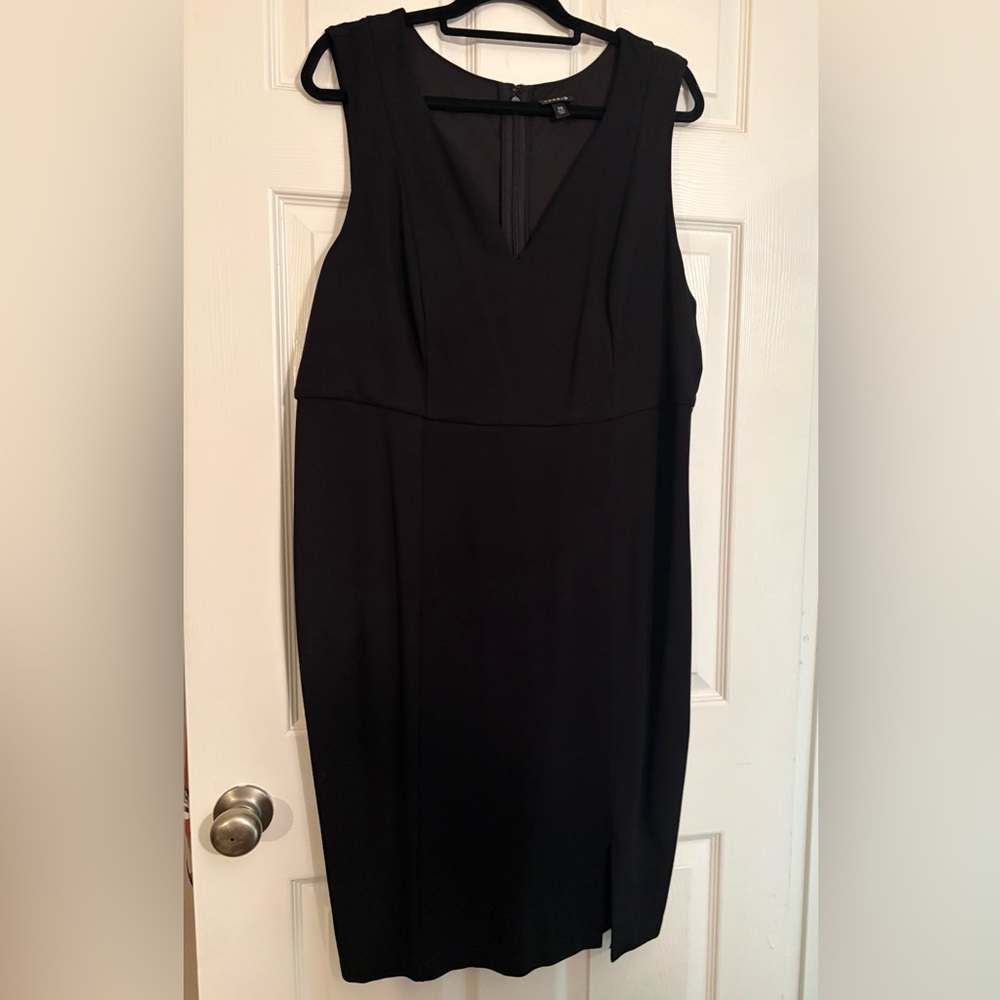 Classic Black Sleeveless Dress